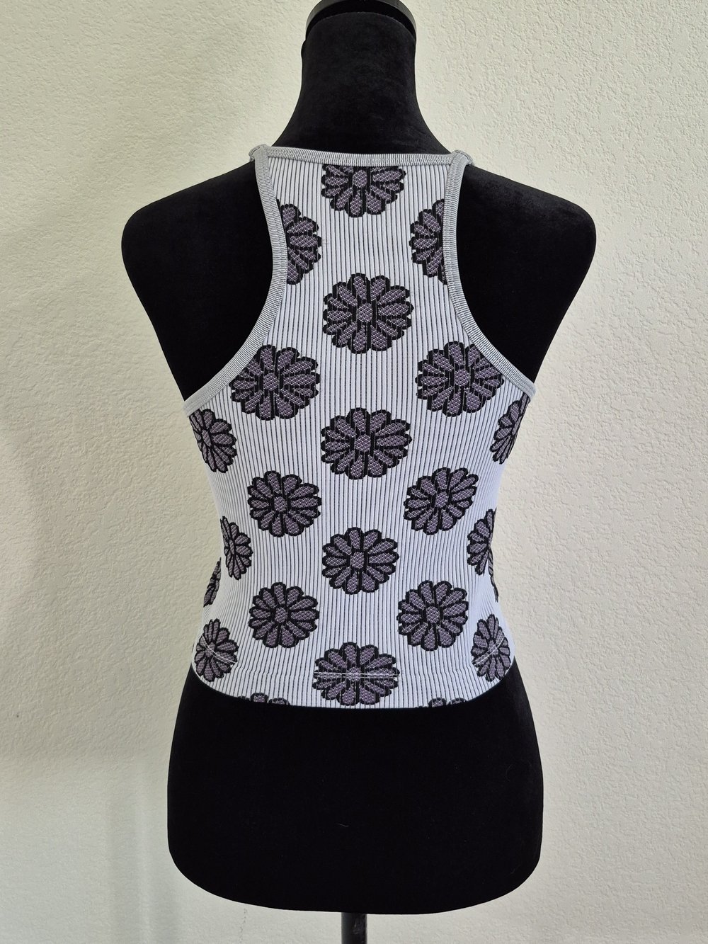 Striped Daisy Ribbed Tank Top in White and Black - Picture 5 of 8